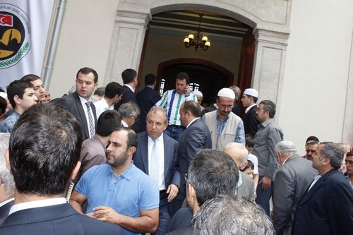 skdar Aziz Mahmut Hdayi Camii restore edilerek yeniden ibadete ald