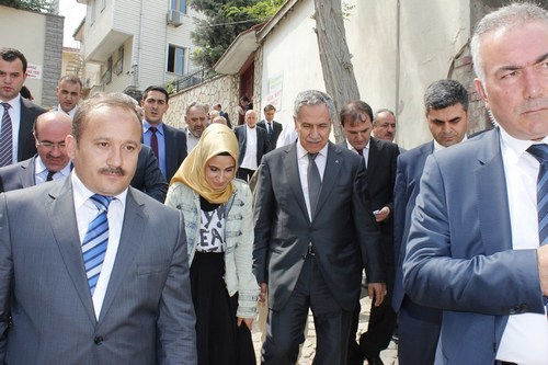 skdar Aziz Mahmut Hdayi Camii restore edilerek yeniden ibadete ald