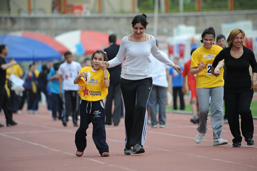 skdar Belediyesi 5. zel Sporcular Atletizm enlikleri