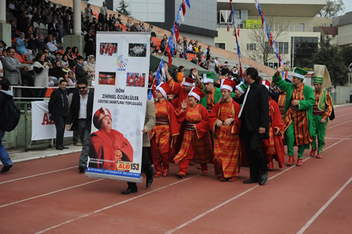 skdar Belediyesi 5. zel Sporcular Atletizm enlikleri