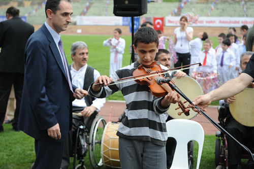 skdar Belediyesi 5. zel Sporcular Atletizm enlikleri