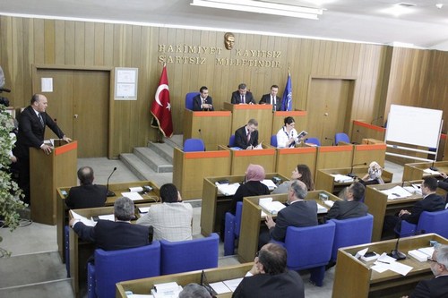 skdar Belediye Meclisi Nisan 2014 7. dnem ilk meclis oturumu