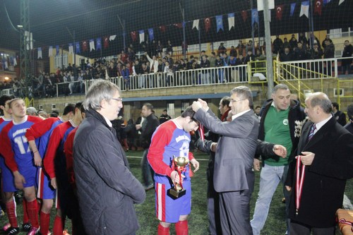 8. Geleneksel Bahar Kupas 2. Amatrler Futbol Turnuvas'nn ampiyonu cadiyespor