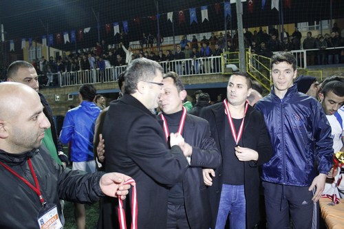 8. Geleneksel Bahar Kupas 2. Amatrler Futbol Turnuvas'nn ampiyonu cadiyespor