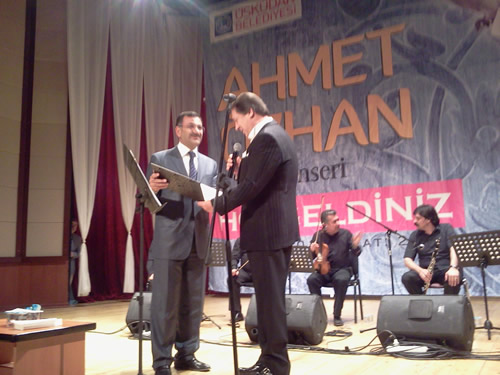 Ahmet zhan'dan muhteem konser