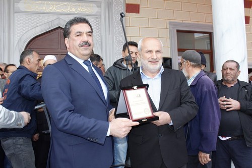 skdar Belediyesi tarafndan yaptrlan amlktepe Camii dualarla ibadete ald