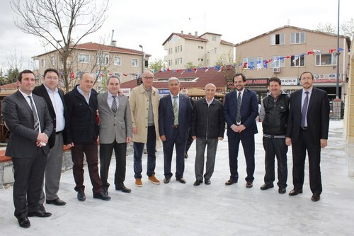 skdar Belediyesi tarafndan yaptrlan amlktepe Camii dualarla ibadete ald