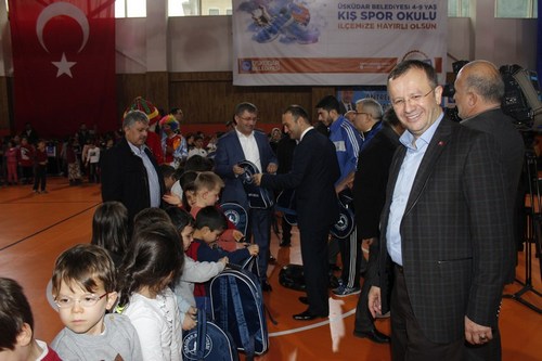 skdar Belediyesi K Spor Okullarn hizmete at