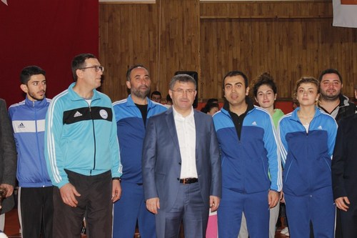 skdar Belediyesi K Spor Okullarn hizmete at