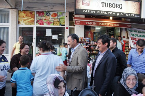 Yavuztrk Mahallesi Sokak ftarnda Ramazan Ay'nn Bereketi Paylald