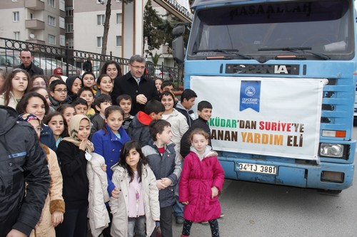 Dost Kervan skdar'dan Suriye'ye Uzanan Karde Eli yardm kampanyas amacna ulat