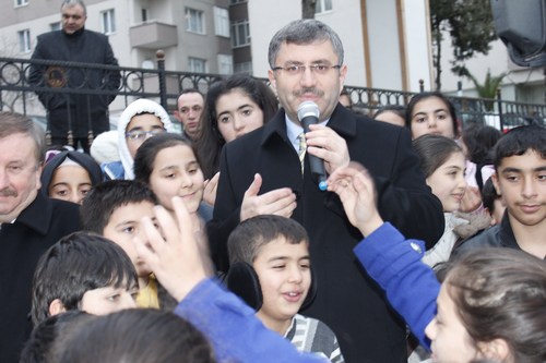 Dost Kervan skdar'dan Suriye'ye Uzanan Karde Eli yardm kampanyas amacna ulat