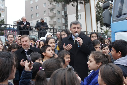 Dost Kervan skdar'dan Suriye'ye Uzanan Karde Eli yardm kampanyas amacna ulat