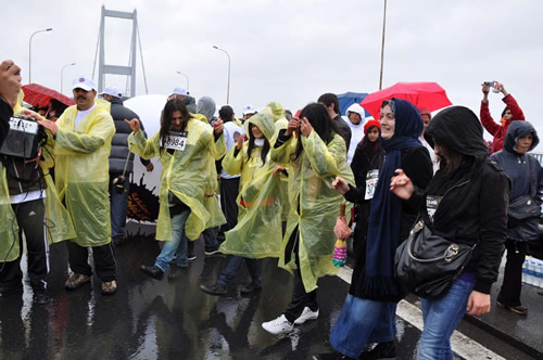 skdar Genlik Merkezi yeleri Ktalar Aras Maratonda yerini ald