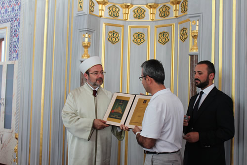 skdar Gzeltepe Birlik Camii Ramazan aynn ilk Teravihi'ne yetitirildi