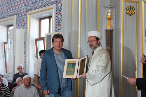 skdar Gzeltepe Birlik Camii Ramazan aynn ilk Teravihi'ne yetitirildi