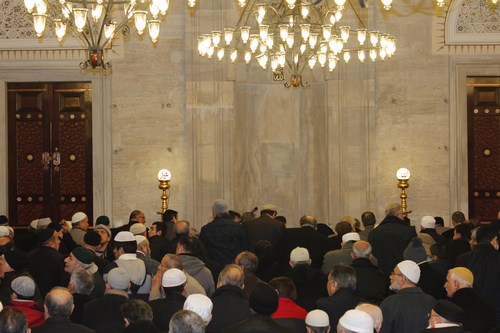 skdar Mihrimah Sultan Camii yeniden ibadete ald