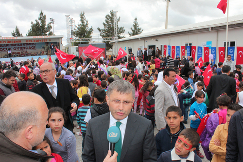 ''Onlar Mutlu Etmek ocuk Oyunca'' kampanyas anlurfa datm grntleri