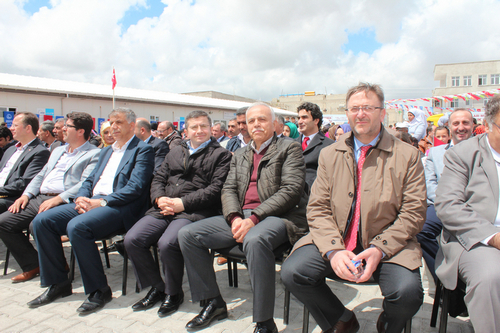 ''Onlar Mutlu Etmek ocuk Oyunca'' kampanyas anlurfa datm grntleri