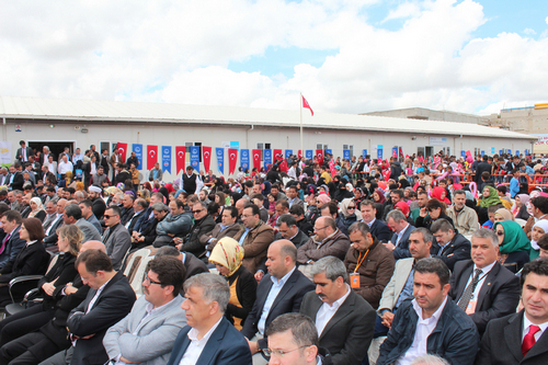 ''Onlar Mutlu Etmek ocuk Oyunca'' kampanyas anlurfa datm grntleri