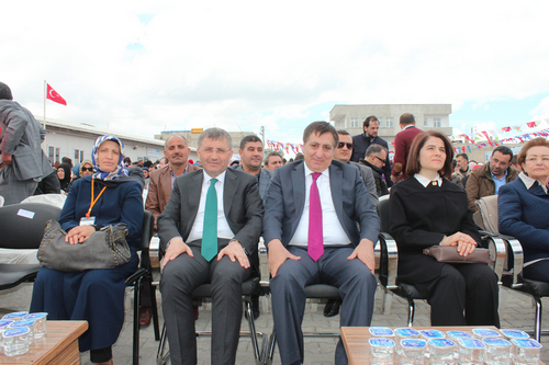 ''Onlar Mutlu Etmek ocuk Oyunca'' kampanyas anlurfa datm grntleri