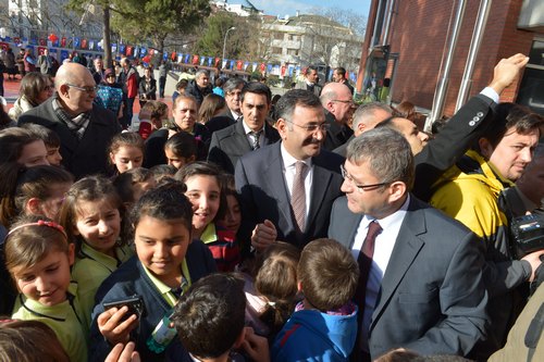 Yavuztrk, Sultantepe ve cadiye'de alan yeni okullar skdarllarn hizmetinde