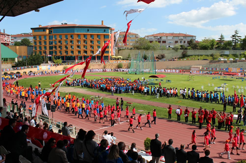 skdar'da 23 Nisan ocuk Olimpiyatlar'nn 5.'si gerekletirildi