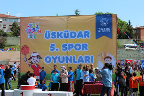 skdar'da 23 Nisan ocuk Olimpiyatlar'nn 5.'si gerekletirildi