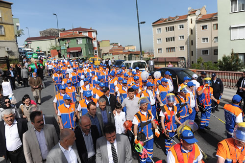 skdar'da Bahar Temizlii Balad