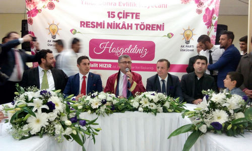 skdar'da 15 Roman ift toplu nikah treniyle dnya evine girdi