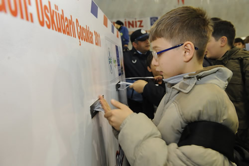 skdar Belediyesi'nden ocuklara zel dnya rekoru!..