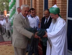 Rusya'da ''skdar Camii'' ibadete ald