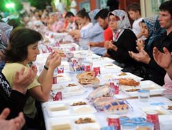 Sokak iftarlar nalan'dan balad...